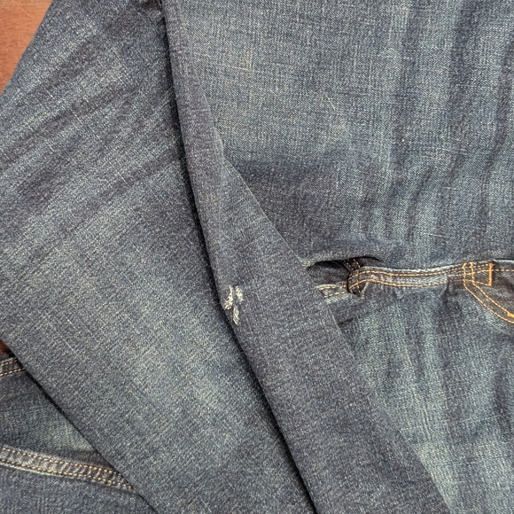 Old Navy Men’s Relaxed Fit Jeans - Size 34x32 - Picture 5 of 8